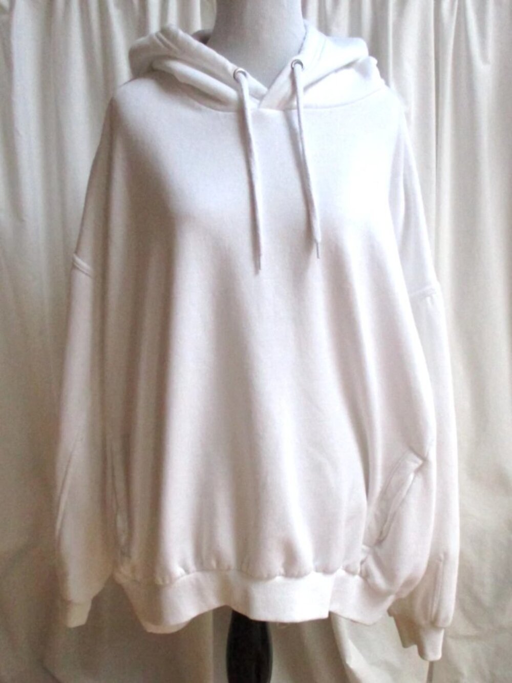 Divided by H&M Hoodie Size XL White Pullover Pockets Bright White